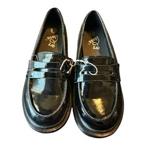 Art Class Girls’ Black Loafers | Size 13 | Patent Finish | NWT Without Tag